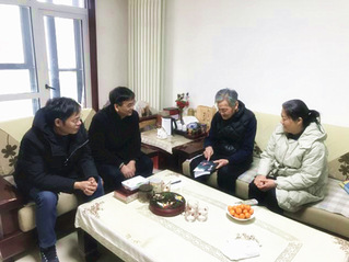 离退处组织开展走访慰问离休老同志活动